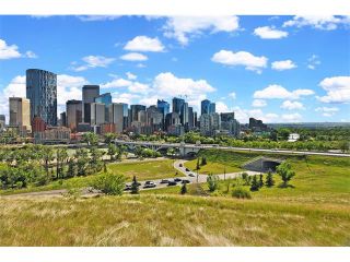 Photo 24: 302 333 5 Avenue NE in Calgary: Crescent Heights Condo for sale : MLS®# C4024075