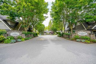 Photo 1: 32 15968 82 Avenue in Surrey: Fleetwood Tynehead Townhouse for sale : MLS®# R2707280