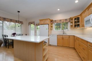 Photo 8: 4146 Cedar Hill Rd in Saanich: SE Mt Doug House for sale (Saanich East)  : MLS®# 871095