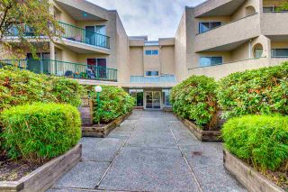 Photo 4: 105 1050 HOWIE Avenue in Coquitlam: Central Coquitlam Condo for sale in "Monterey Gardens" : MLS®# R2214622
