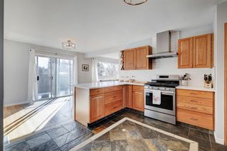 Photo 2: 57 Walnut Drive SW in Calgary: Wildwood Detached for sale : MLS®# A2026146