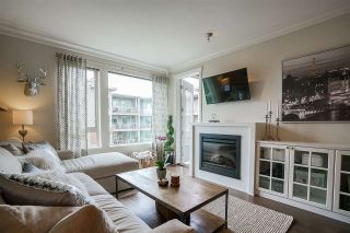 Photo 7: 423 119 W 22ND Street in North Vancouver: Central Lonsdale Condo for sale in "Anderson Walk" : MLS®# R2168632