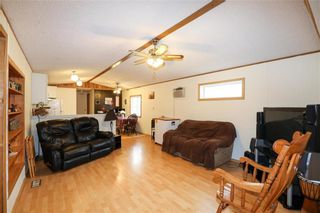 Photo 6: 9 Aspen Three Drive in Steinbach: R16 Residential for sale : MLS®# 202224186