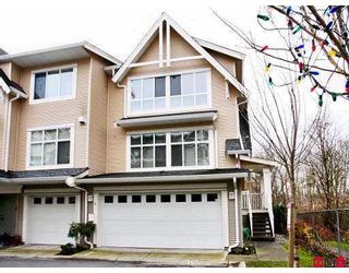 Photo 1: 6450 199TH Street in Langley: Willoughby Heights Townhouse for sale in "LOGAN'S LANDING" : MLS®# F2702893