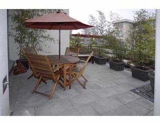 Photo 2: 320 2268 W BROADWAY BB in Vancouver: Kitsilano Condo for sale (Vancouver West)  : MLS®# V697031