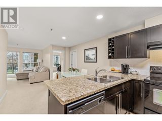 Photo 6: 1093 Sunset Drive Unit# 214 in Kelowna: House for sale : MLS®# 10308425