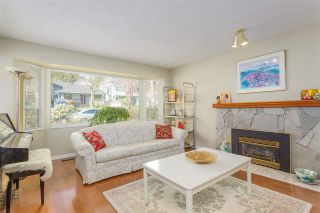 Photo 2: 3445 MANNING Place in North Vancouver: Roche Point House for sale : MLS®# R2161710