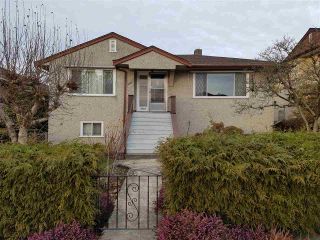 Photo 1: 4203 KITCHENER Street in Burnaby: Willingdon Heights House for sale (Burnaby North)  : MLS®# R2136045