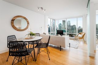 Photo 2: 1904 565 SMITHE STREET: Downtown VW Condo for sale (Vancouver West)  : MLS®# R2740627