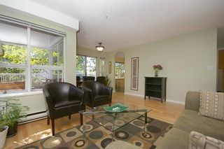 Photo 4: 201 876 W 14TH Avenue in Vancouver: Fairview VW Condo for sale in "WINDGATE LAUREL" (Vancouver West)  : MLS®# V668638