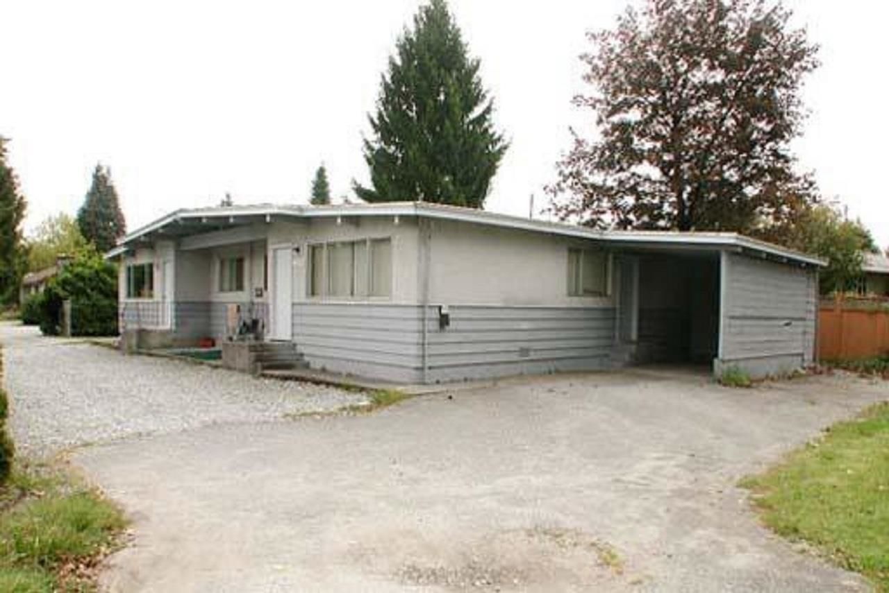 Main Photo: 21896 LOUGHEED Highway in Maple Ridge: West Central 1/2 Duplex for sale : MLS®# R2736520