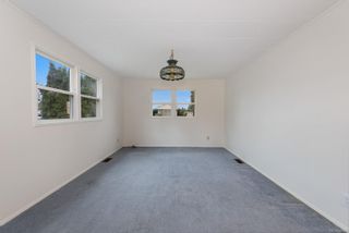 Photo 4: 2 390 Cowichan Ave in Courtenay: CV Courtenay East Manufactured Home for sale (Comox Valley)  : MLS®# 869620