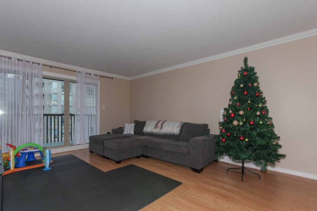 Photo 4: Photos: 424 9847 MANCHESTER Drive in Burnaby: Cariboo Condo for sale in "BARCLAY WOOD" (Burnaby North)  : MLS®# R2224490