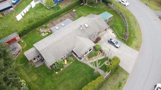 Photo 3: 1861 CARLYLE Cres in Campbell River: CR Willow Point House for sale : MLS®# 930826