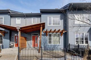 Photo 1: 125 Chapalina Square SE in Calgary: Chaparral Row/Townhouse for sale : MLS®# A2037658