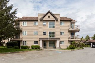 Photo 1: B206 40120 WILLOW Crescent in Squamish: Garibaldi Estates Condo for sale in "DIAMOND HEAD PLACE" : MLS®# R2265216