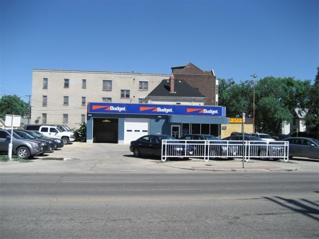 Main Photo: 593 in Winnipeg: Industrial / Commercial / Investment for sale or lease
