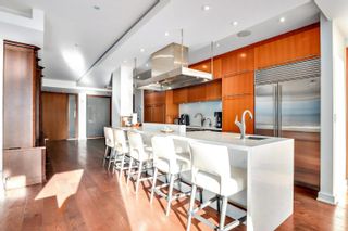 Photo 3: 401 499 DRAKE Street in Vancouver: Yaletown Condo for sale in "The Grace" (Vancouver West)  : MLS®# R2849033
