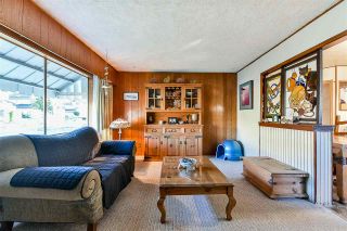 Photo 4: 6245 126 Street in Surrey: Panorama Ridge House for sale in "Panorama" : MLS®# R2422606