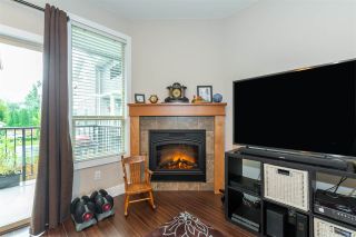 Photo 10: 4 9280 BROADWAY Road in Chilliwack: Chilliwack E Young-Yale Townhouse for sale in "FARRINGTON" : MLS®# R2501020