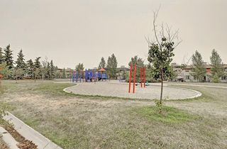 Photo 21: 53 EVERSYDE Point SW in Calgary: Evergreen Row/Townhouse for sale : MLS®# C4201757