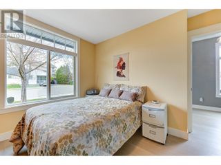 Photo 33: 989 Laurier Avenue in Kelowna: House for sale : MLS®# 10310626