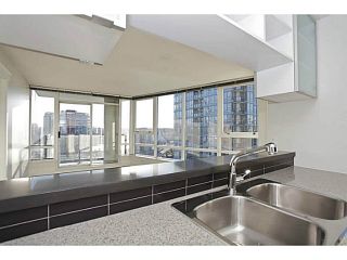 Photo 7: # 1802 928 BEATTY ST in Vancouver: Yaletown Condo for sale (Vancouver West)  : MLS®# V1039355