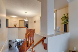 Photo 14: 512 Cresthaven Place SW in Calgary: Crestmont Detached for sale : MLS®# A2016115