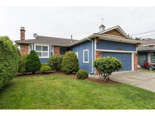 Photo 1: 5383 Westminster Avenue in Ladner: Home for sale : MLS®# R2079910