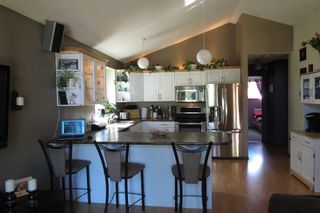 Photo 7: 28 Rothshire Drive in Winnipeg: Transcona Residential for sale () 