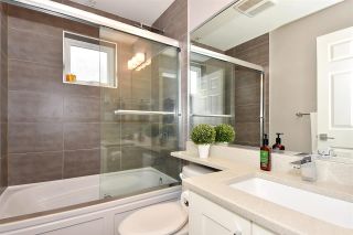 Photo 18: 209 2273 TRIUMPH Street in Vancouver: Hastings Townhouse for sale in "Triumph" (Vancouver East)  : MLS®# R2412487