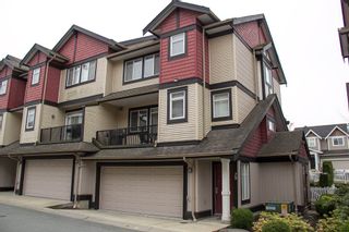 Photo 13: 29 7168 179 Street in Surrey: Cloverdale BC Townhouse for sale in "OVATION" (Cloverdale)  : MLS®# R2219873
