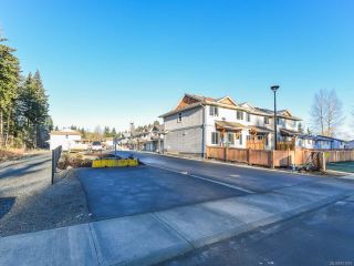 Photo 2: 42 2109 13th St in COURTENAY: CV Courtenay City Row/Townhouse for sale (Comox Valley)  : MLS®# 831816