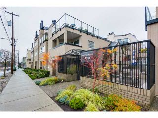 Photo 1: 17 1350 W 6TH Avenue in Vancouver: Fairview VW Townhouse for sale in "PEPPER RIDGE" (Vancouver West)  : MLS®# V1094949