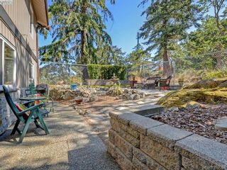 Photo 18: 1000 HIGHROCK Ave in VICTORIA: Es Rockheights House for sale (Esquimalt)  : MLS®# 793140