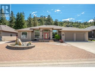 Main Photo: 3150 Evergreen Drive in Penticton: House for sale : MLS®# 10315506