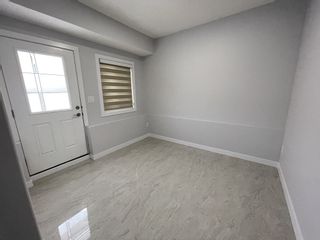 Photo 2: 2803 14 Ave in Edmonton: Townhouse for rent