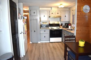 Photo 3: 14 1427 DOG CREEK Road in Williams Lake: Esler/Dog Creek Manufactured Home for sale in "KENDALL ACRES MANUFACTURED HOME PARK" : MLS®# R2728961