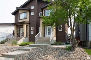 Photo 2: 8811 95 Street in Edmonton: Zone 18 House Half Duplex for sale : MLS®# E4341715