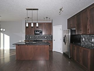 Photo 3: 142 SAGE BANK Grove NW in Calgary: Sage Hill House for sale : MLS®# C4149523