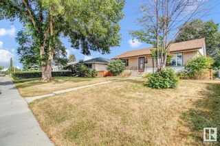 Photo 3: 10659 52 Street in Edmonton: Zone 19 House for sale : MLS®# E4311384