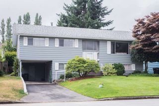 Photo 2: 4416 SARATOGA Court in Burnaby: Garden Village House for sale (Burnaby South)  : MLS®# R2205274