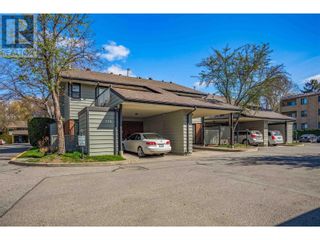Photo 2: 1050 Springfield Road Unit# 114 in Kelowna: House for sale : MLS®# 10310189
