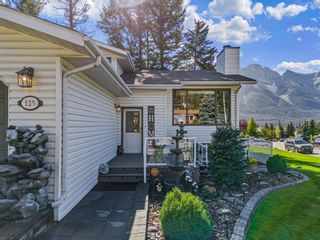 Photo 2: 125 Settler Way: Canmore Detached for sale : MLS®# A1258710