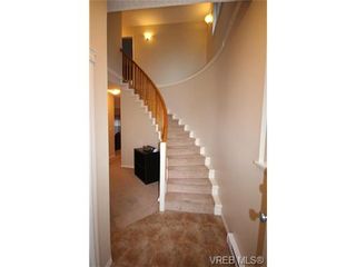 Photo 5: 210 Stoneridge Pl in VICTORIA: VR Hospital House for sale (View Royal)  : MLS®# 718015