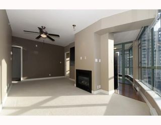 Photo 3: 702 1238 BURRARD Street in Vancouver: Downtown VW Condo for sale in "ALTADENA" (Vancouver West)  : MLS®# V799963