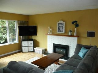 Photo 3: 6055 BRODIE Road in Delta: Holly House for sale in "HOLLY" (Ladner)  : MLS®# R2224778
