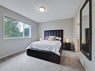 Photo 12: 57 Somerset Crescent SW in Calgary: Somerset Detached for sale : MLS®# A1257251
