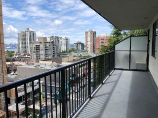 Photo 2: 607 150 E 15TH Street in North Vancouver: Central Lonsdale Condo for sale in "Lion's Gate Plaza" : MLS®# R2463115