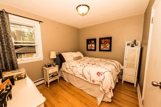 Photo 9: 300 Kirchoffer Avenue in Ottawa: Westboro - West House for rent (5102) 